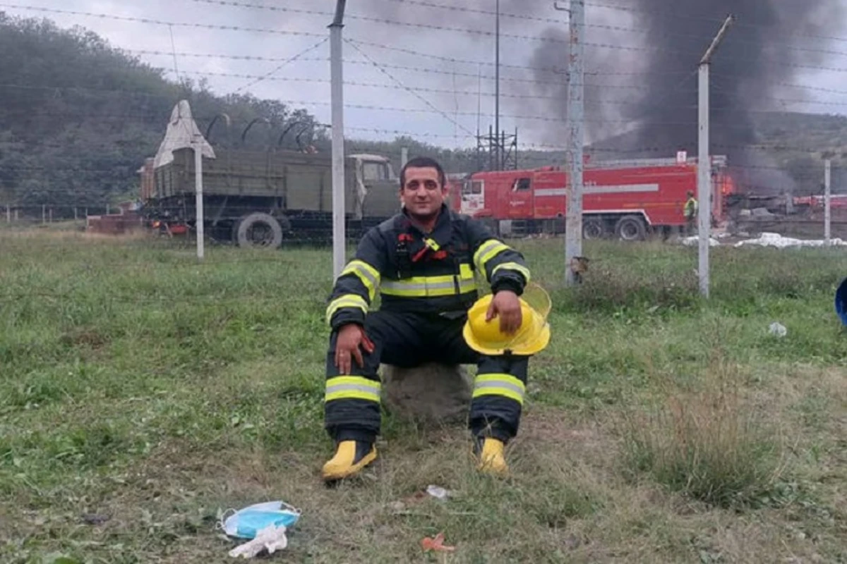 Xankəndi sakini illər sonra öz torpağında yanğını söndürdü - FOTO