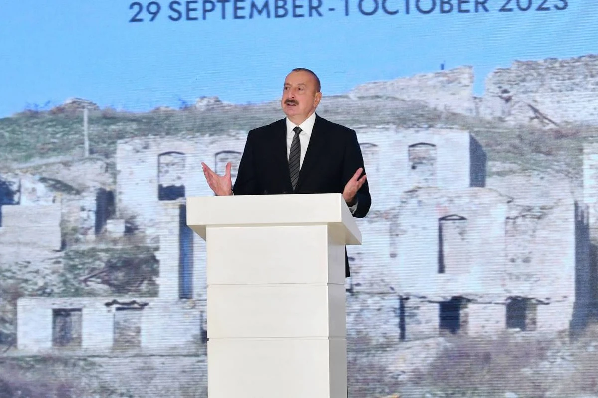 İlham Əliyev Zəngilanda 2-ci Azərbaycan Milli Şəhərsalma Forumunun açılış mərasimində iştirak edib - FOTO - YENİLƏNİB İlham Əliyev Zəngilanda 2-ci Azərbaycan Milli Şəhərsalma Forumunun açılış mərasimində iştirak edib - FOTO - YENİLƏNİB