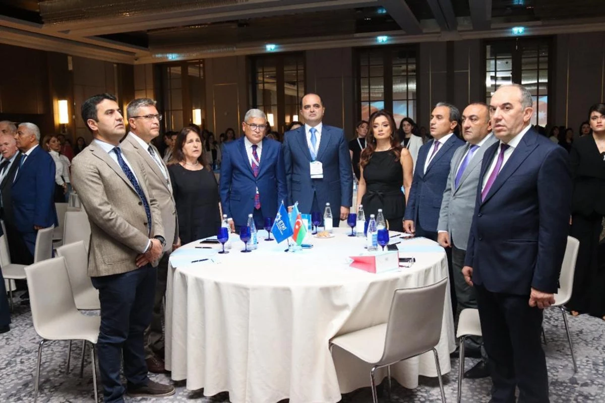 Kardiologiya İnstitutu tərəfindən elmi-praktik konfrans keçirilib - FOTO