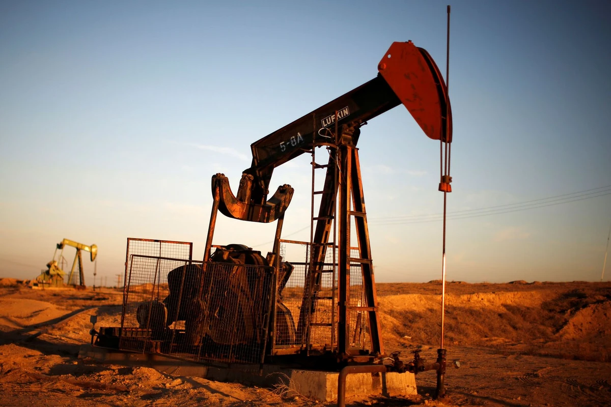 Азербайджанская нефть подешевела