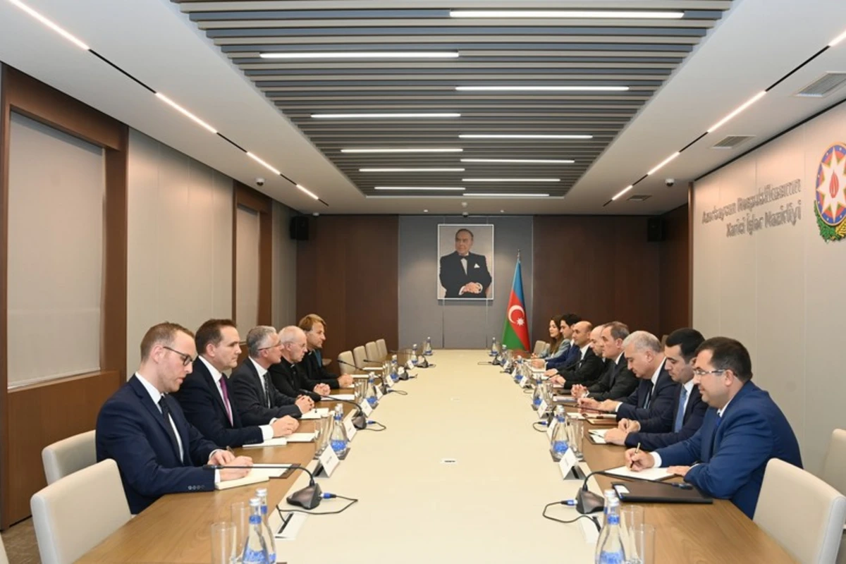 Ceyhun Bayramov Anqlikan Kilsəsinin dini rəhbəri ilə görüşüb - FOTO