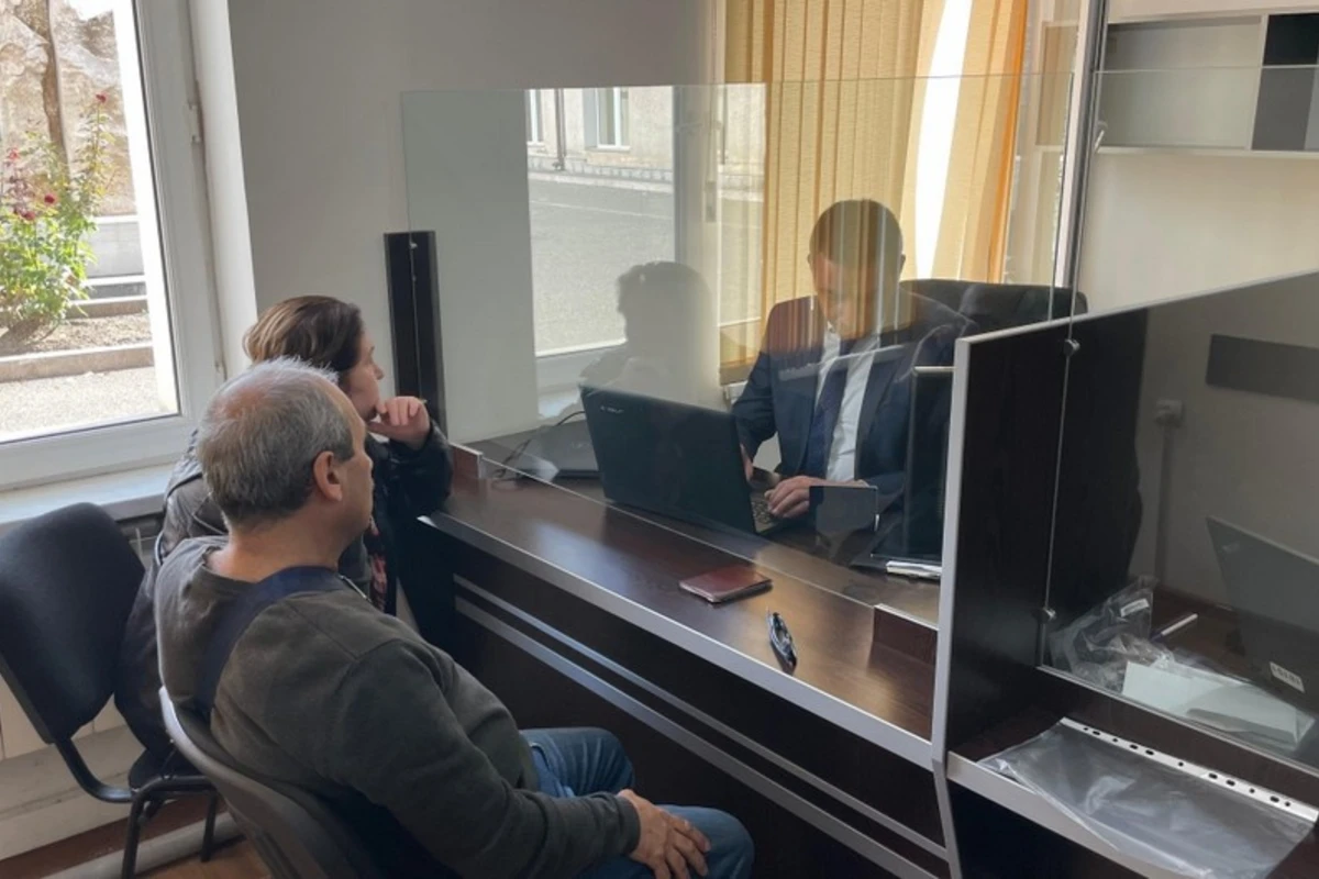 Yeddi erməni vətəndaşlıq üçün Azərbaycana müraciət edib - FOTO