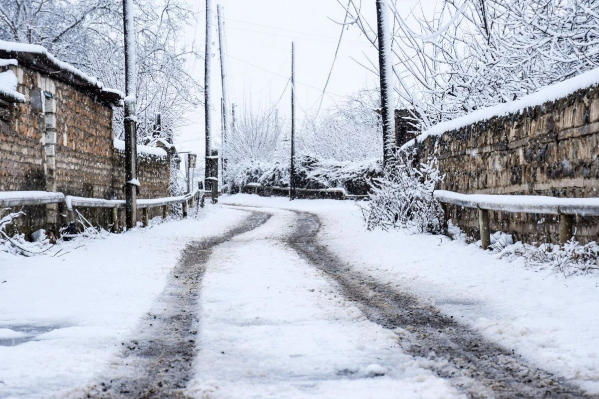 Rayonlarda bəzi ərazilərə qar yağacaq - FAKTİKİ HAVA