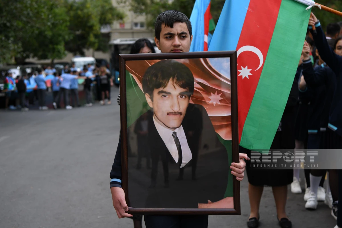 В Баку простились с шехидом, пропавшим без вести в Первой Карабахской войне - ОБНОВЛЕНО + ФОТО В Баку простились с шехидом, пропавшим без вести в Первой Карабахской войне - ОБНОВЛЕНО + ФОТО