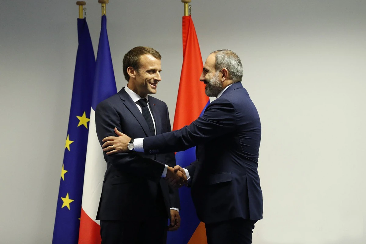 Forpostluğunu dəyişən Ermənistan: Paris erməniləri növbəti fəlakətə sürükləyir - FOTO - ŞƏRH
