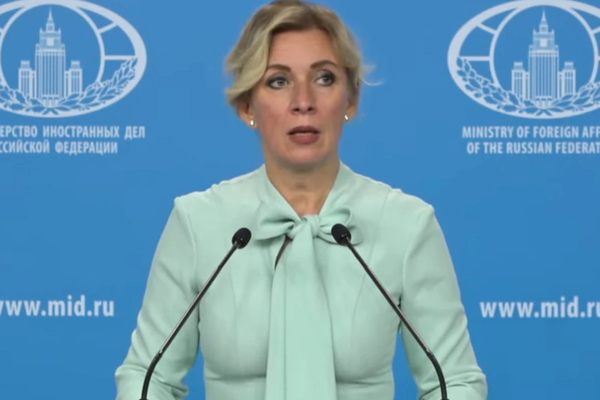 Zaxarova erməni jurnalist Ayk Xalatyanı susdurdu - VİDEO