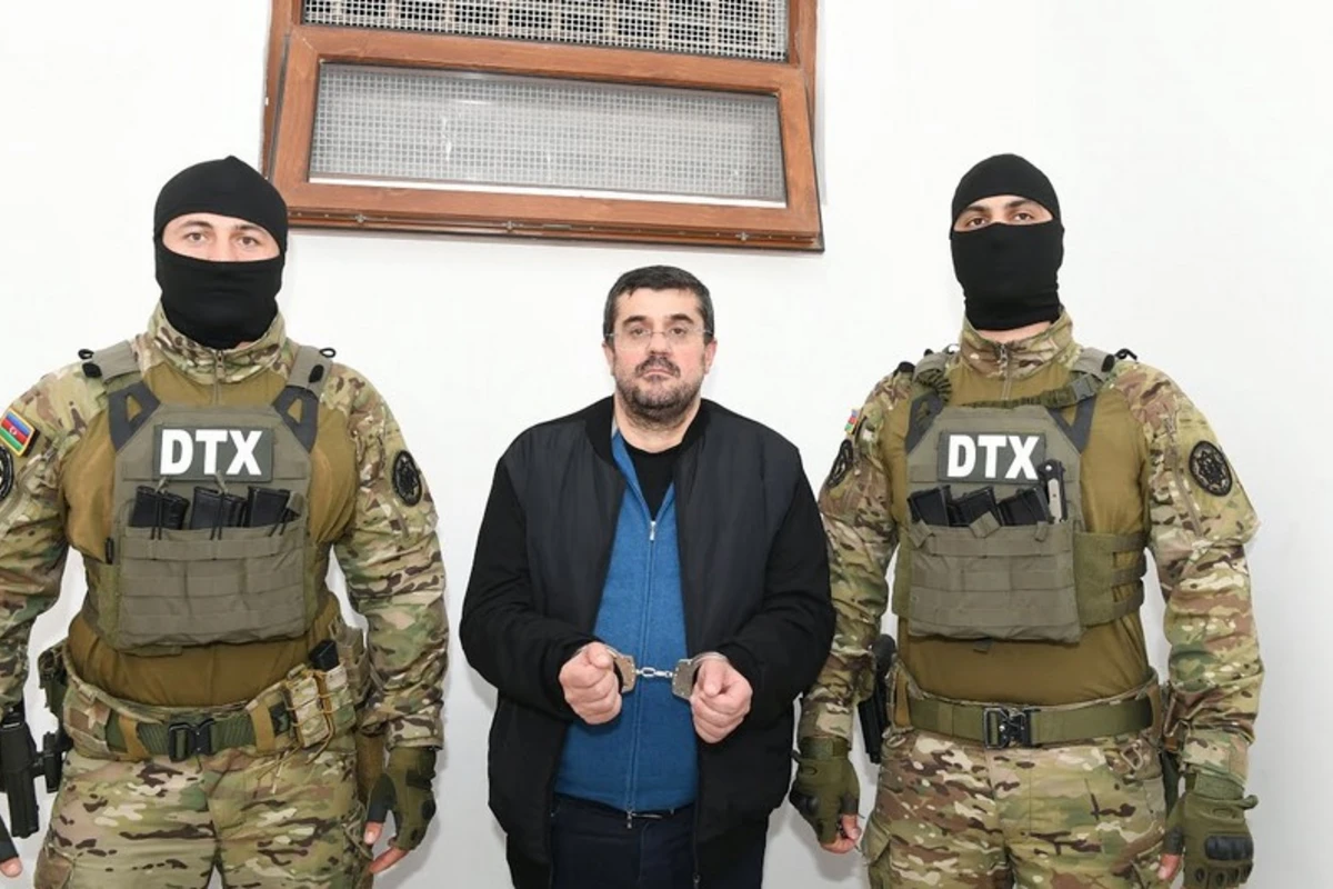 Arayik Arutyunyan bu maddələrlə ittiham olunur