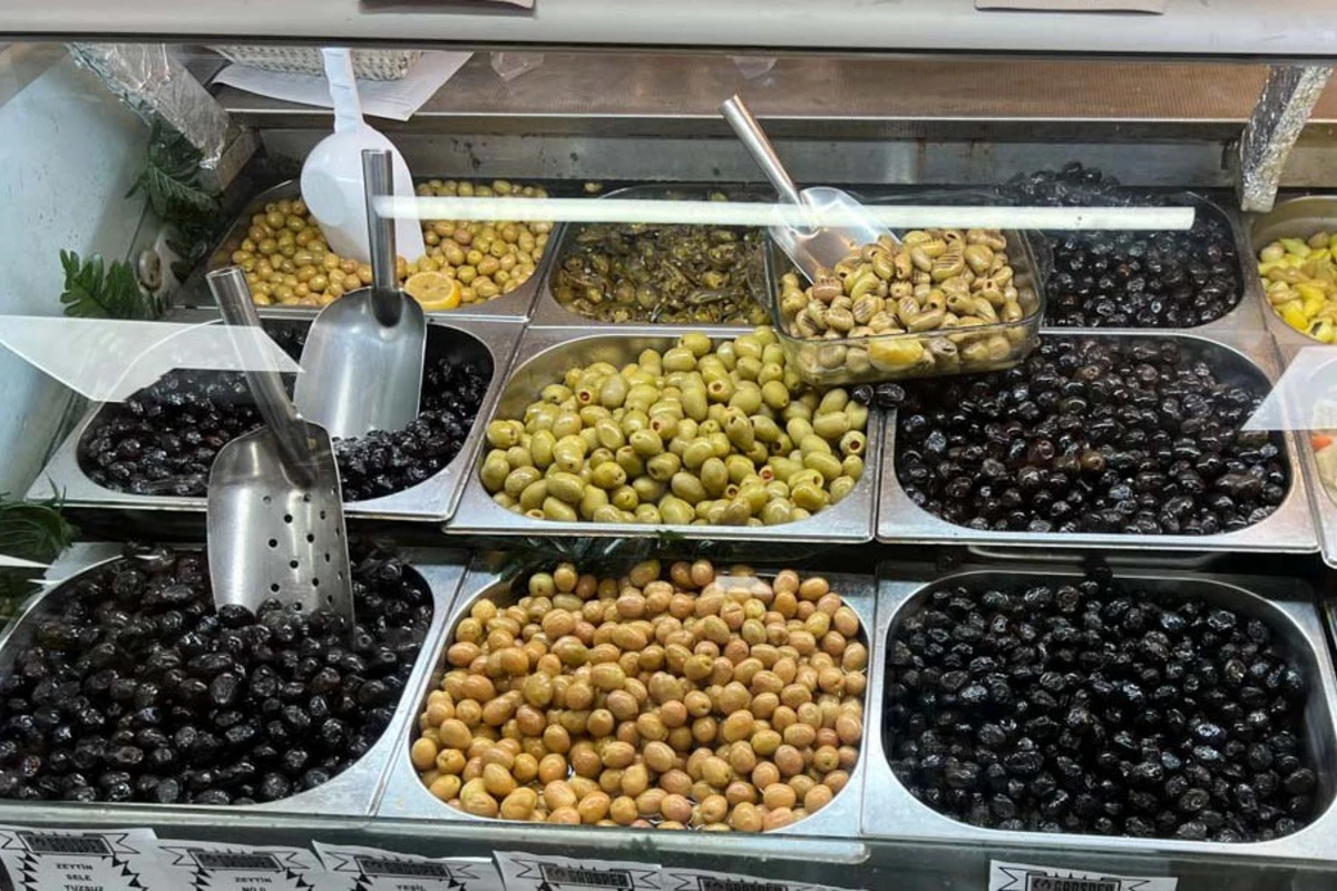 Marketlərdə zeytun tapılmır... - Qıtlığın yaranmasına səbəb nədir?