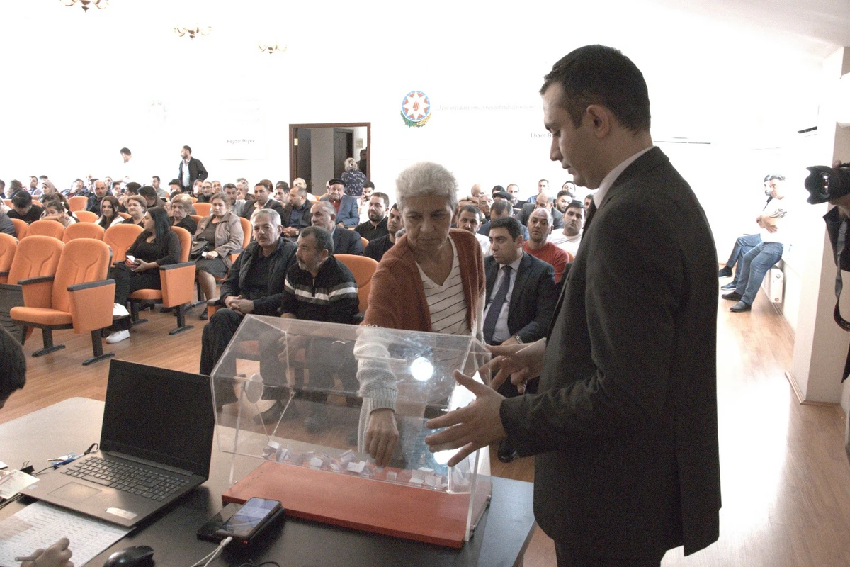Daha 114 ailə Füzuli şəhərinə köçürülür - FOTO