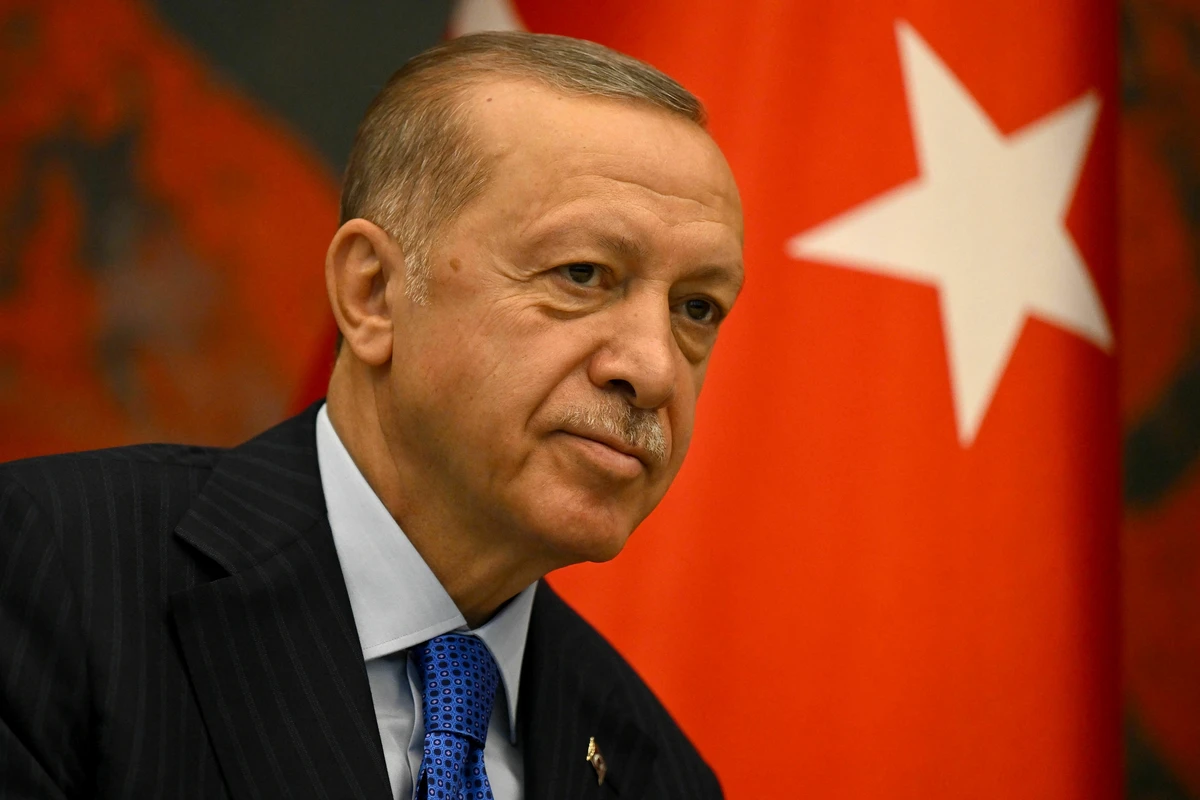 Ərdoğan yenidən Türkiyənin hakim partiyasının sədri seçilib - FOTO
