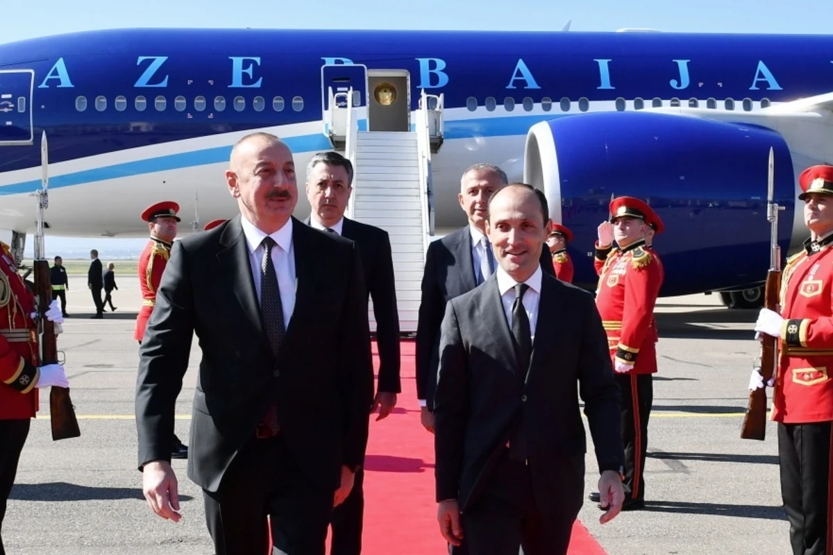 Azərbaycan Prezidenti İlham Əliyev Gürcüstana işgüzar səfərə gedib - FOTO