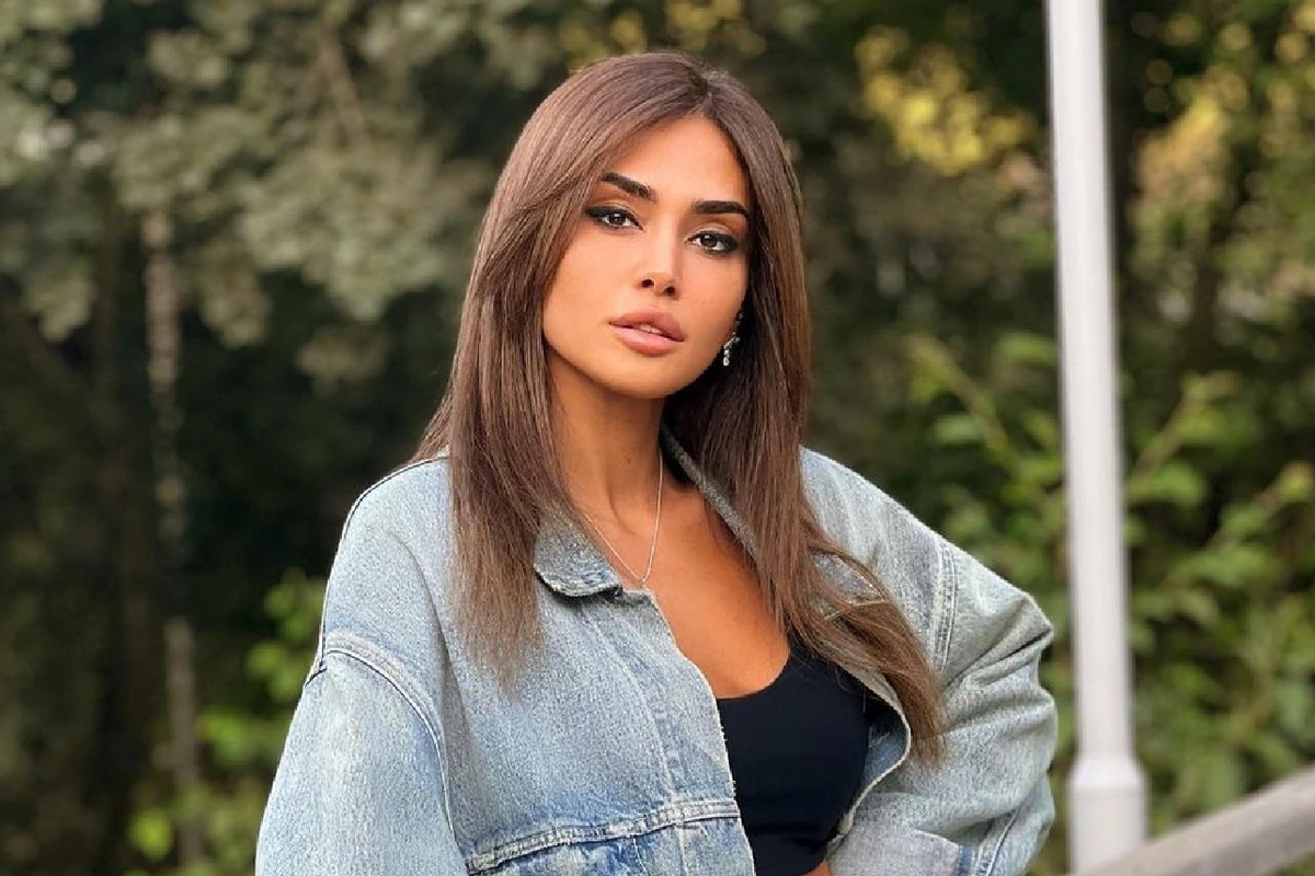 Pərvin Abıyeva: “Mənim üzüm üzlər görüb” - VİDEO Pərvin Abıyeva: “Mənim üzüm üzlər görüb” - VİDEO