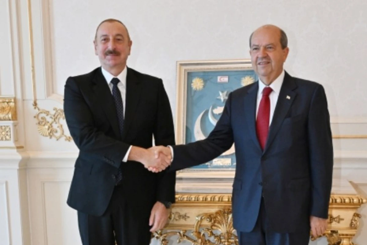 Ersin Tatar Prezident İlham Əliyevi təbrik edib