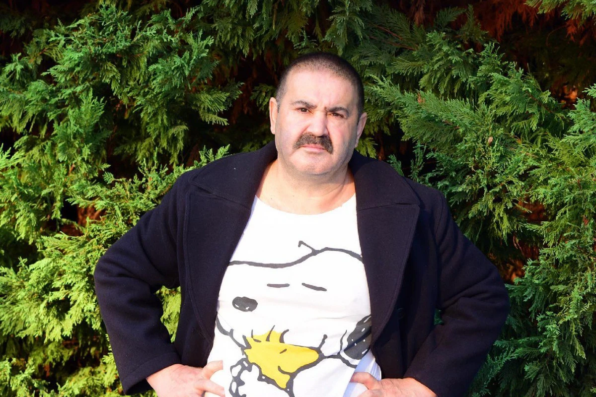 Tanınmış aktyorun yeni görünüşü BƏYƏNİLMƏDİ: Nə oldu bu adama? - FOTO Tanınmış aktyorun yeni görünüşü BƏYƏNİLMƏDİ: Nə oldu bu adama? - FOTO
