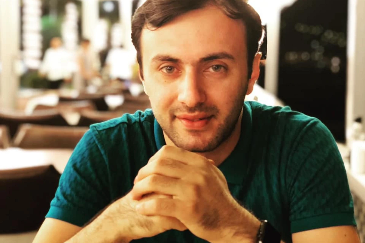 Tanınmış jurnalistin həyat yoldaşının intiharı ilə bağlı DETALLAR Tanınmış jurnalistin həyat yoldaşının intiharı ilə bağlı DETALLAR