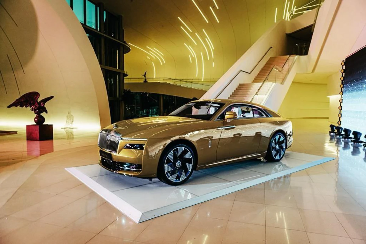 Rolls-Royce Motor Cars Baku tarixi anı qeyd edir - FOTO/VİDEO