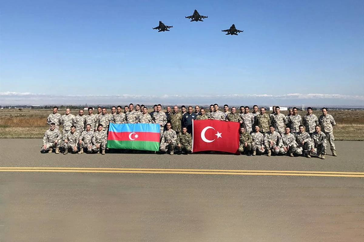 Türkiyənin F-16 təyyarələri Azərbaycana gəlib