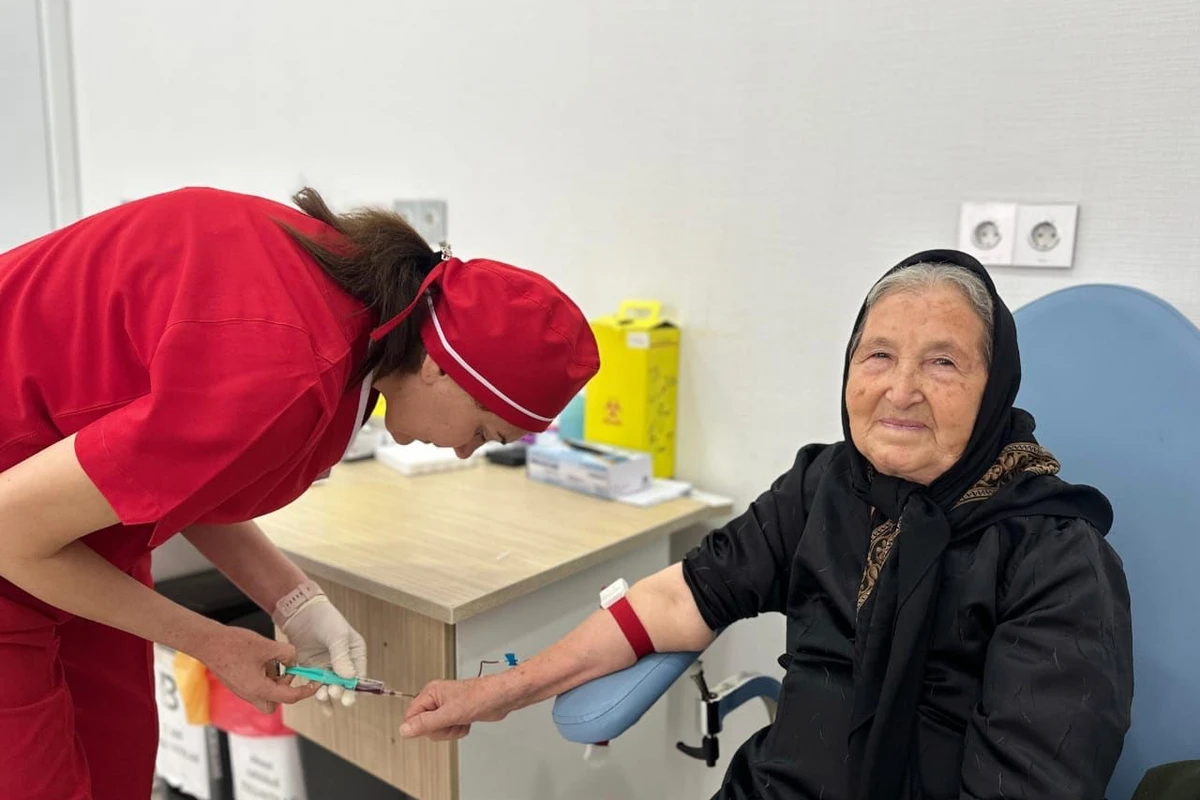 Laçına köçürülən ailələrin tibbi müayinələri davam etdirilir - FOTO Laçına köçürülən ailələrin tibbi müayinələri davam etdirilir - FOTO