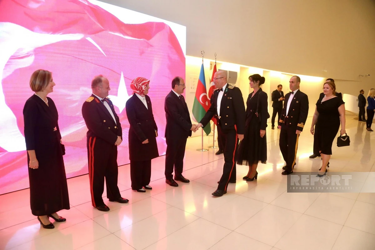 Bakıda Türkiyə Cümhuriyyətinin elan edilməsinin 100 ili münasibətilə rəsmi ziyafət verilib - YENİLƏNİB - FOTO