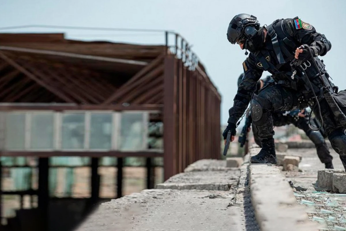 Goranboy polisindən ƏMƏLİYYAT: 19 nəfər saxlanıldı - FOTO