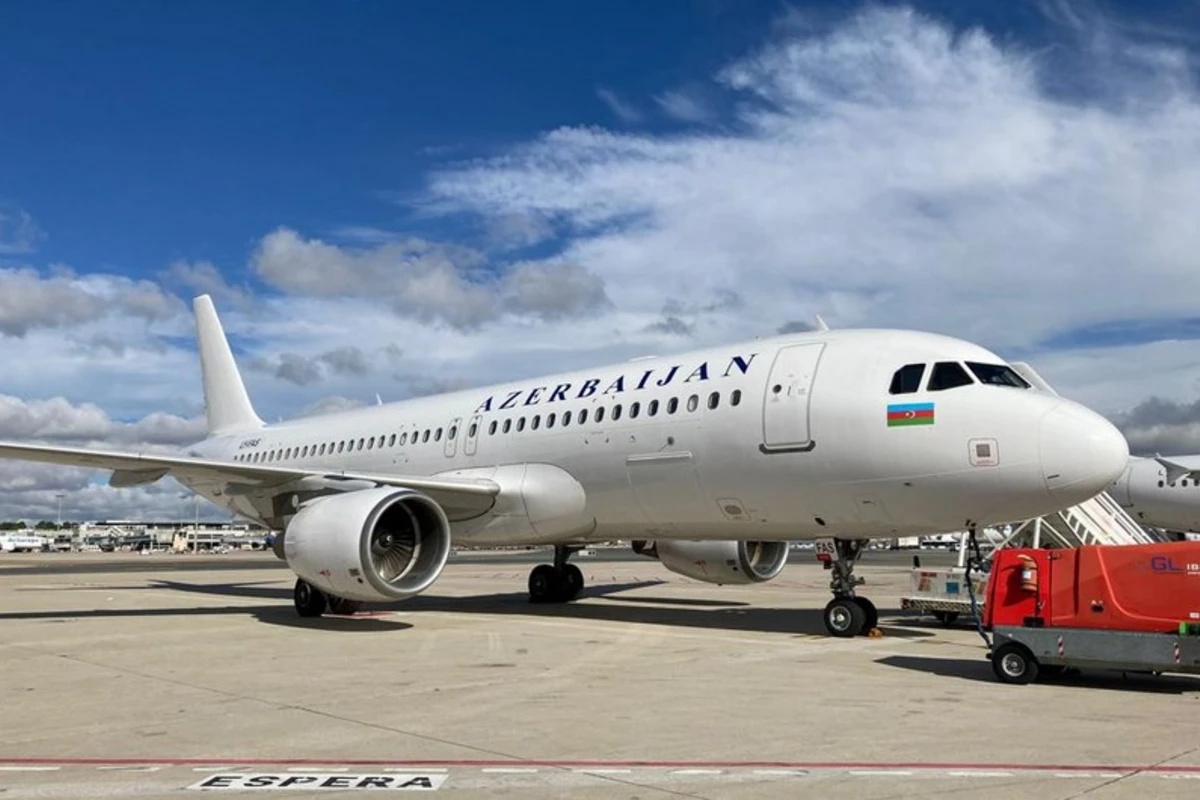 AZAL впервые подписал соглашение о краткосрочном лизинге самолетов