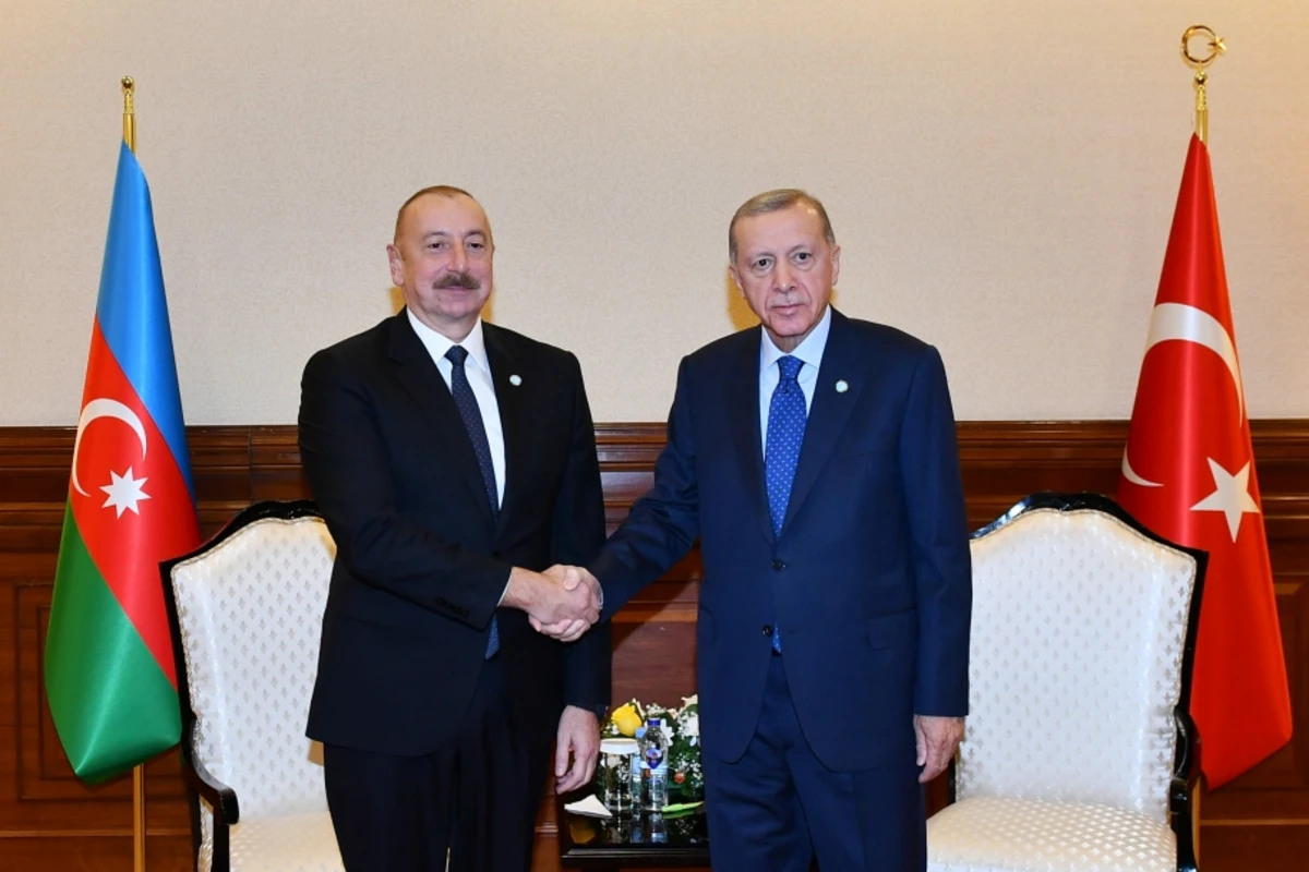Astanada Prezident İlham Əliyevlə türkiyəli həmkarı Rəcəb Tayyib Ərdoğanın görüşü olub - YENİLƏNİB/VİDEO