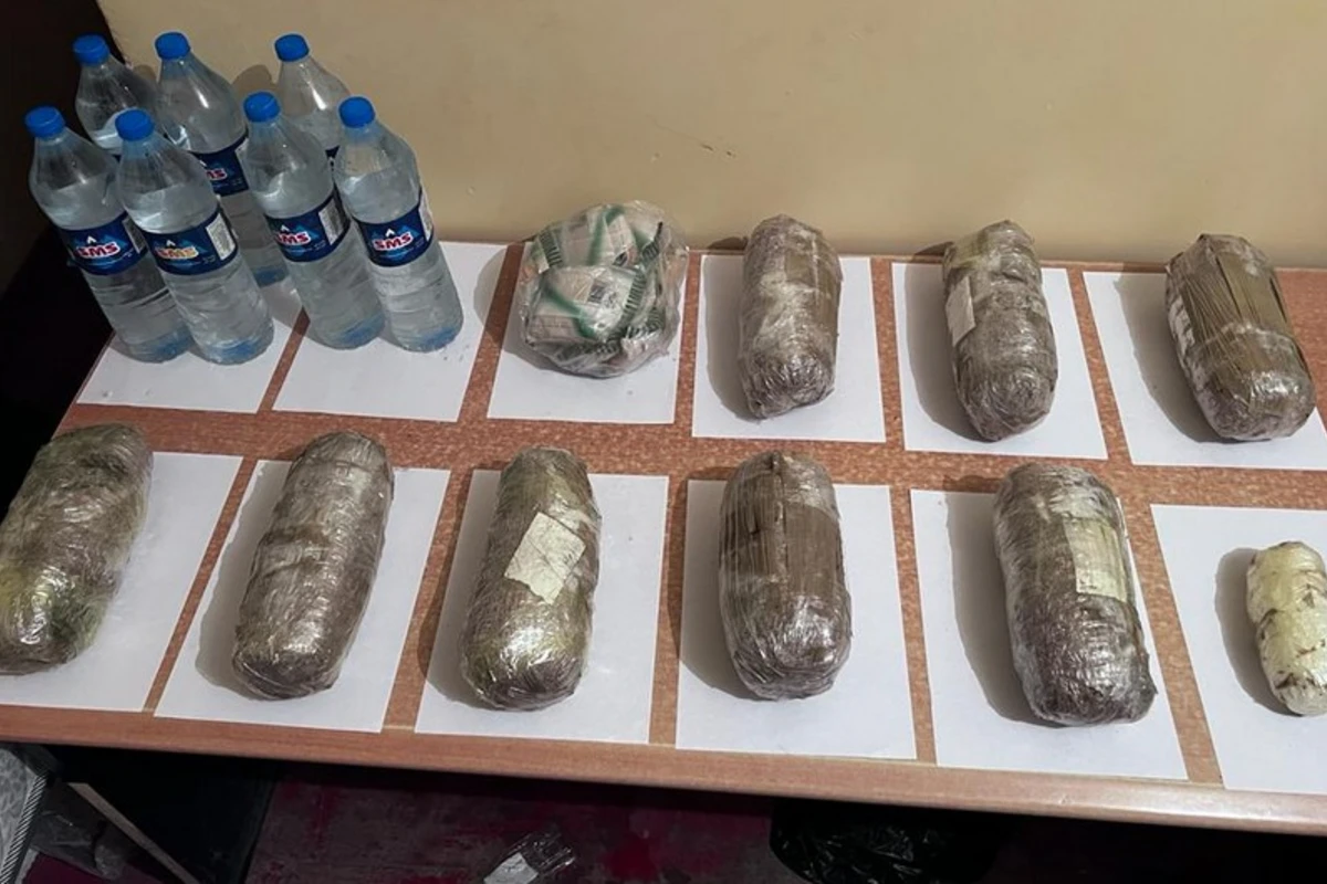İran-Azərbaycan sərhədində 5 kiloqrama yaxın narkotik tapılıb - FOTO