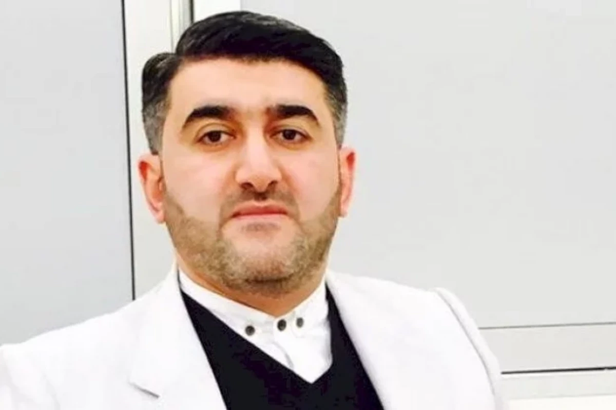 İlahiyyatçı: Ginekoloji və estetik əməliyyat zamanı qadın kişi həkimlə siğə etdirməlidir
