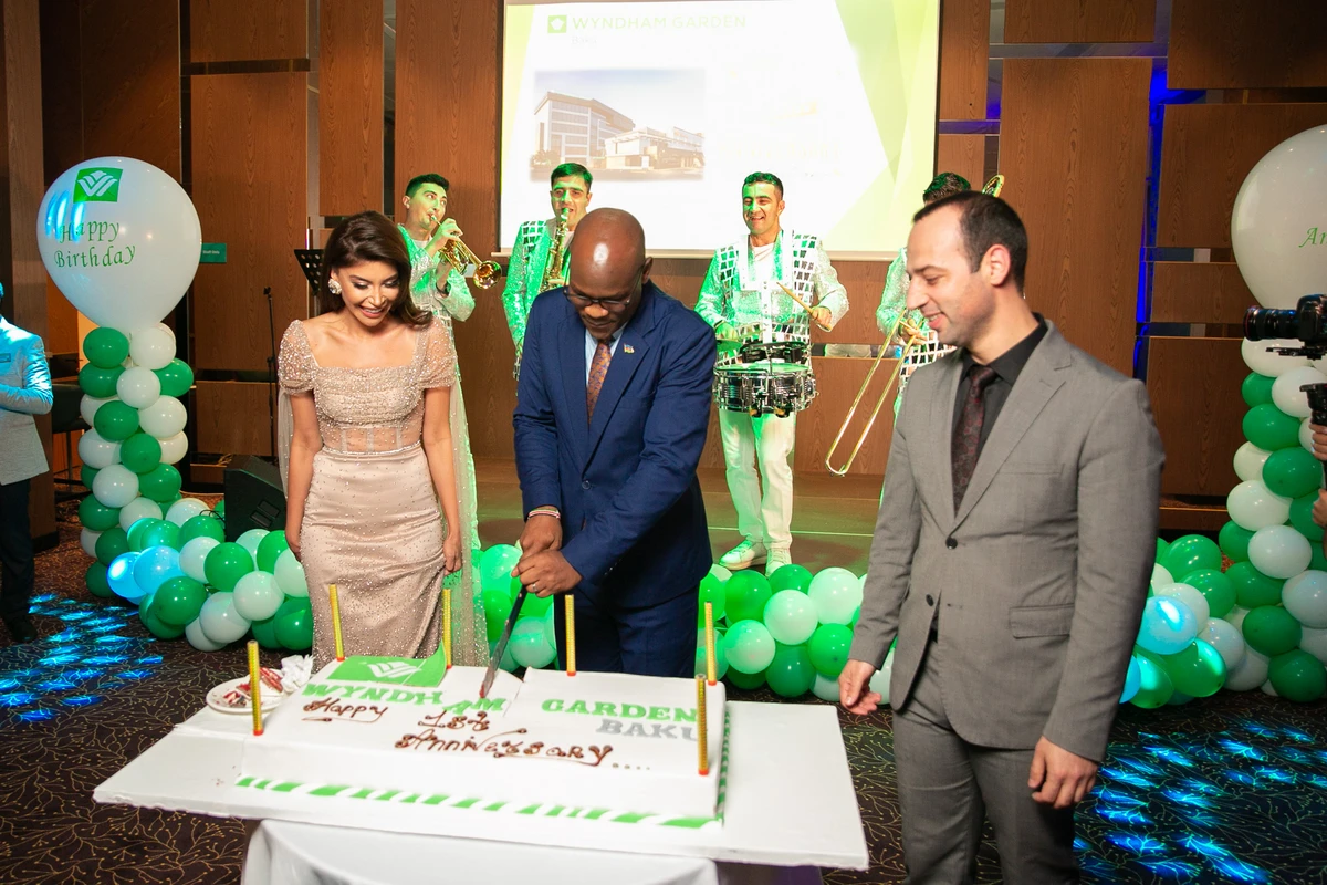 “Wyndham Garden Baku” Hoteli 1 yaşını qeyd edir - FOTO