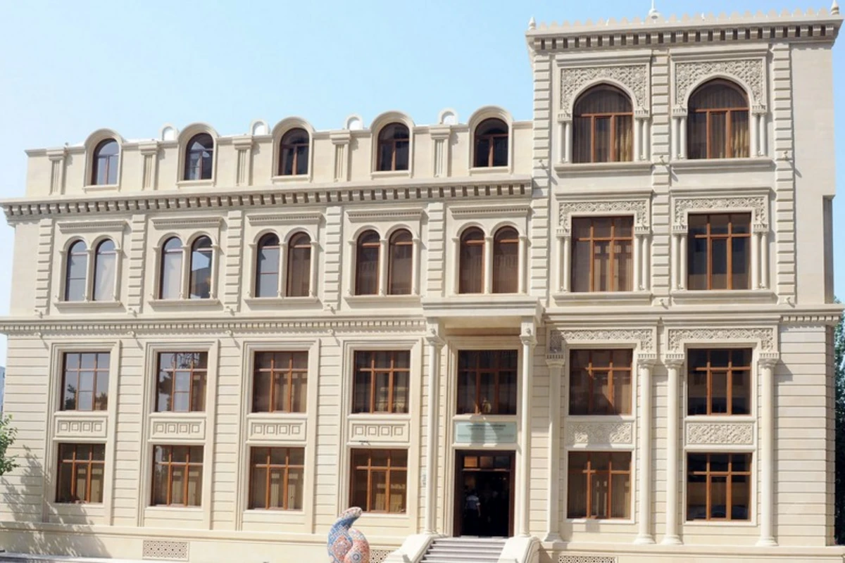 İcma: Berbok Azərbaycan ərazisində olan yerlərin xəyali adlarını işlətməklə beynəlxalq hüququ pozub