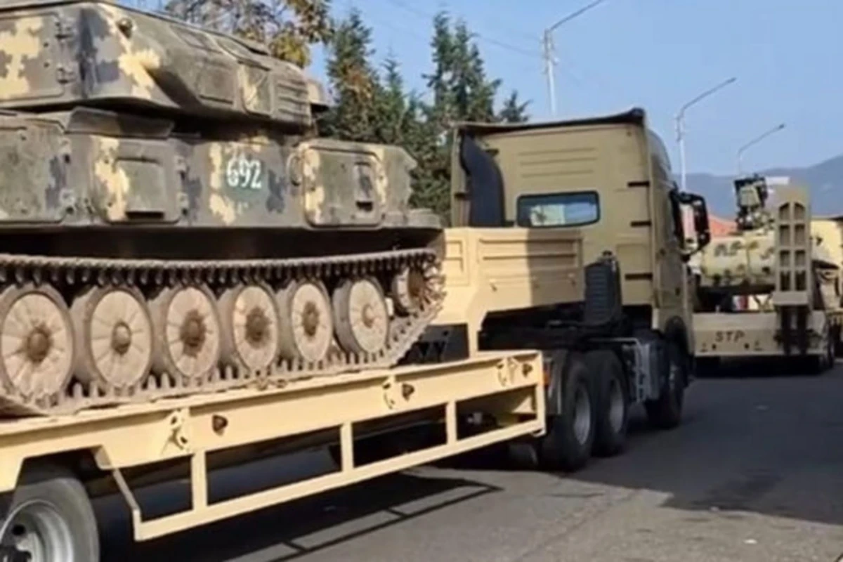 В Ханкенди идет подготовка к параду, посвященному Дню Победы - ВИДЕО