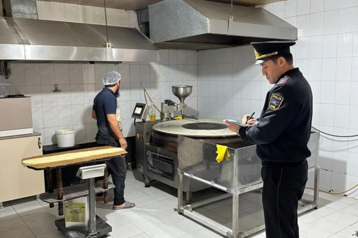Bakıda sanitariya-gigiyena qaydalarını pozan şəxslər cərimələnib - FOTO
