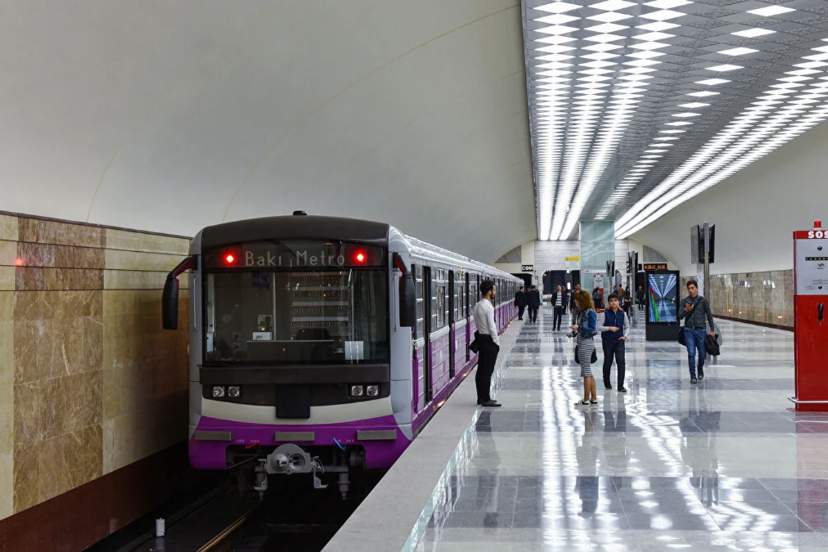 Bakı metrosu istirahət günlərində belə işləyəcək Bakı metrosu istirahət günlərində belə işləyəcək