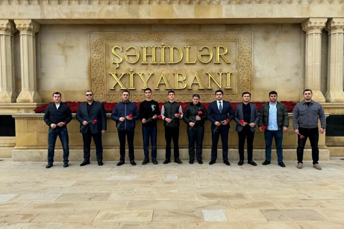 Zəfər Günü münasibətilə yeniyetmə məhkumlar şəhər gəzintisinə çıxarılıb - FOTO