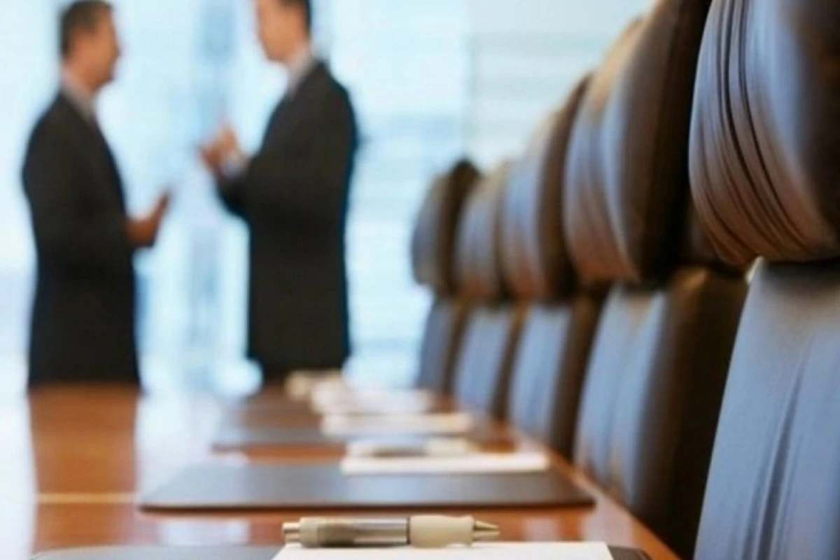 Azərbaycanın İsraildəki səfirliyi müharibə şəraitində işləyən diplomatik nümayəndəliklər siyahısına daxil edilib