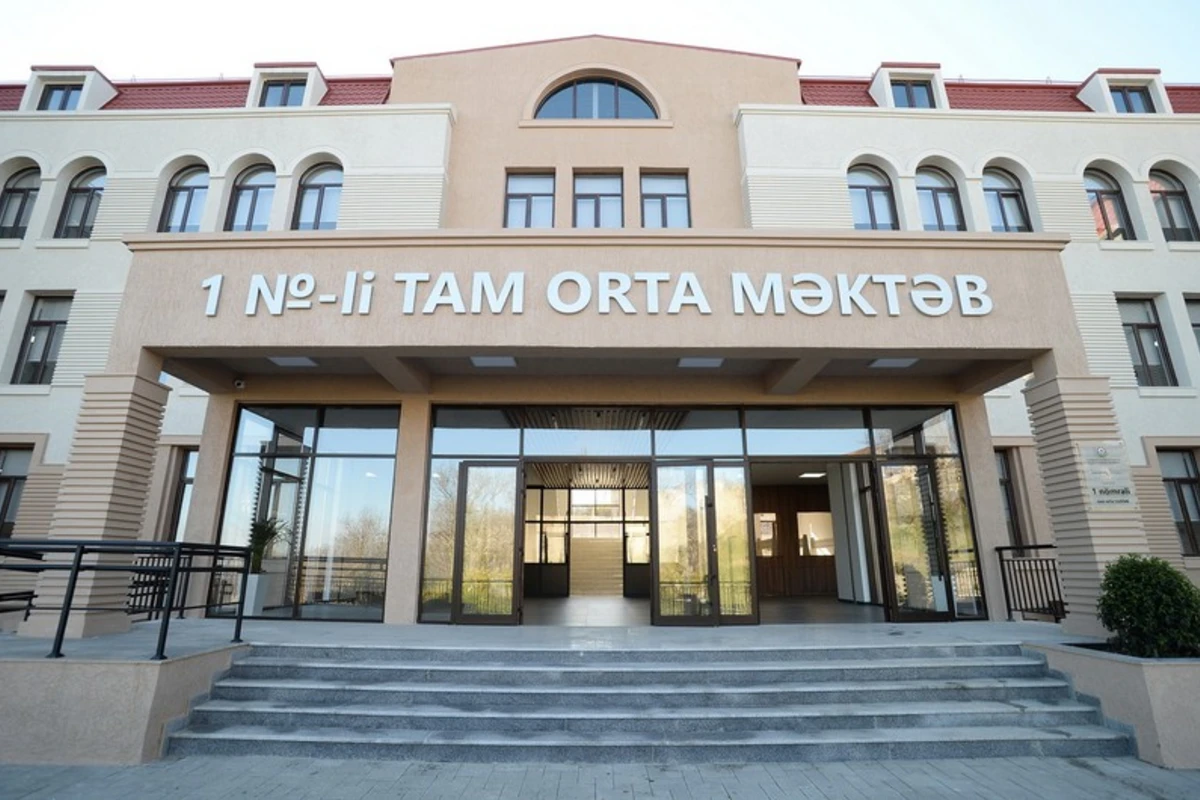 В городе Шуша состоялось открытие полной средней школы №1 - ОБНОВЛЕНО + ФОТО