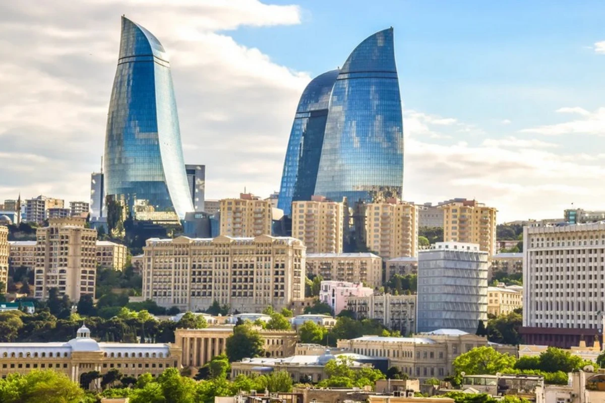 В Азербайджане начались пятидневные праздничные каникулы