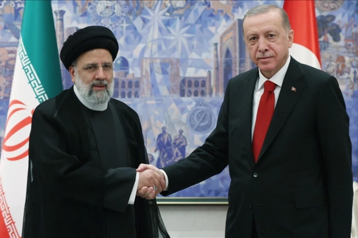 Türkiyə və İran prezidentləri Daşkənddə regional məsələləri müzakirə ediblər