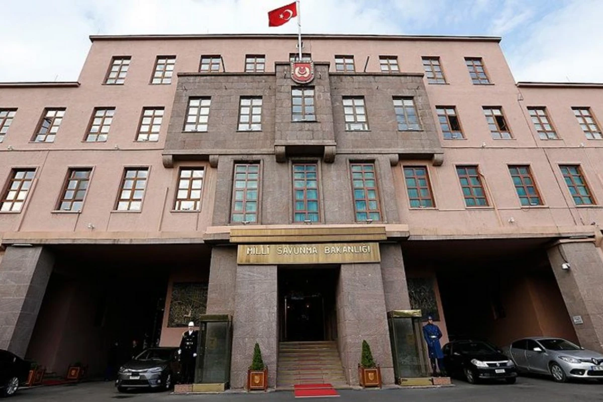 Türkiyə MN Dövlət Bayrağı Günü münasibətilə Azərbaycanı təbrik edib