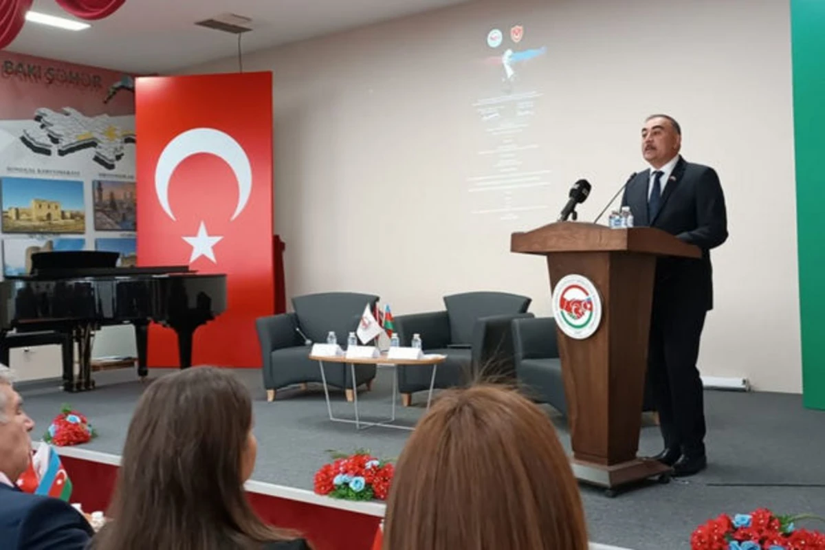 Atatürk Ankaradakı Şuşa Konqres Mərkəzində anılıb - FOTO