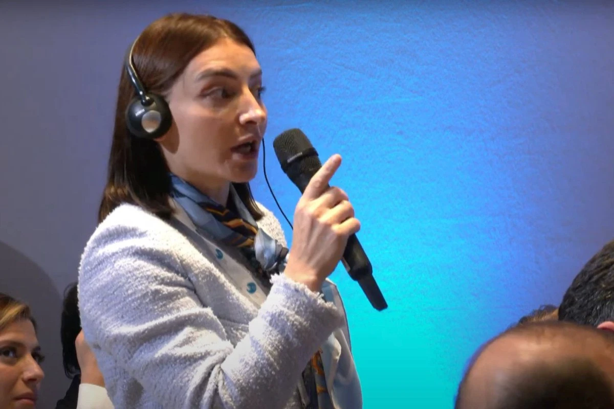 Leyla Abdullayevadan Paris Sülh Forumunda Paşinyana CAVAB - VİDEO