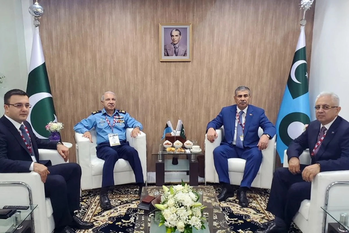 Azərbaycanla Pakistan arasında hərbi sahədə əməkdaşlıq məsələləri müzakirə edilib