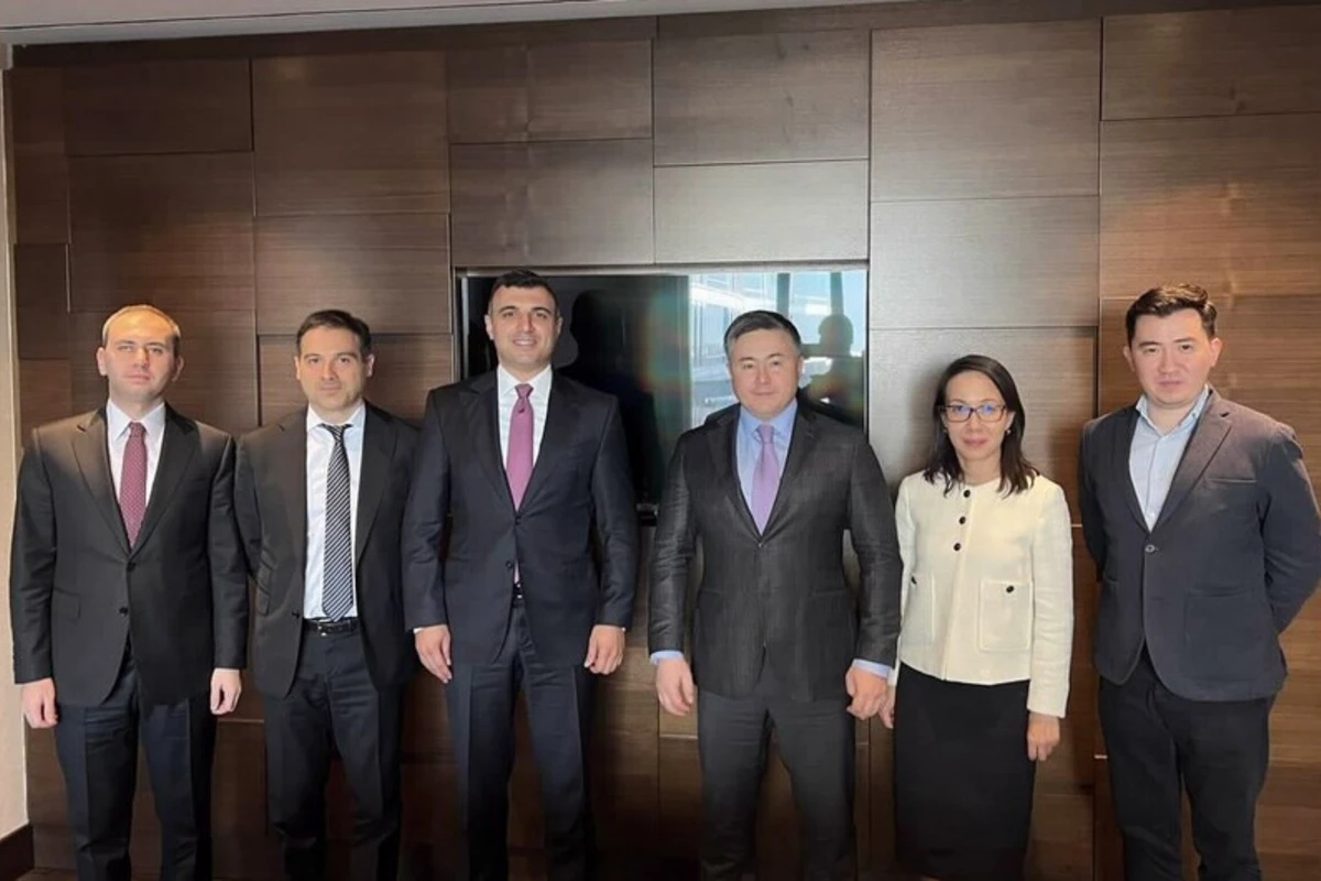 Azərbaycan, Qazaxıstan və Qırğızıstan arasında banklar sahəsində əməkdaşlıq müzakirə olunub Azərbaycan, Qazaxıstan və Qırğızıstan arasında banklar sahəsində əməkdaşlıq müzakirə olunub