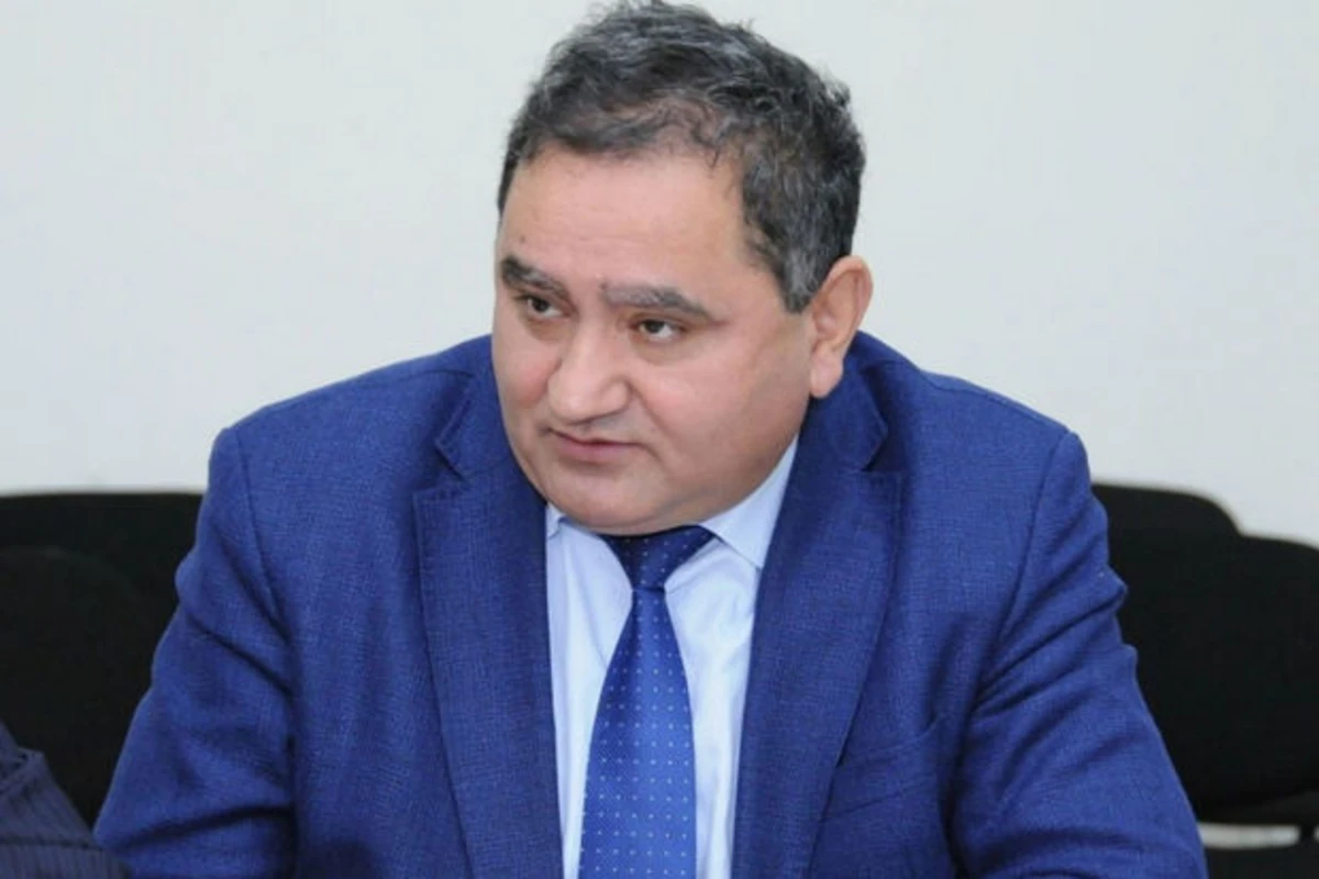 Deputat: “Mən cavab verəndə yazırlar ki, Etibar Əliyev nə vaxt tərbiyələnəcək?!” - FOTO Deputat: “Mən cavab verəndə yazırlar ki, Etibar Əliyev nə vaxt tərbiyələnəcək?!” - FOTO