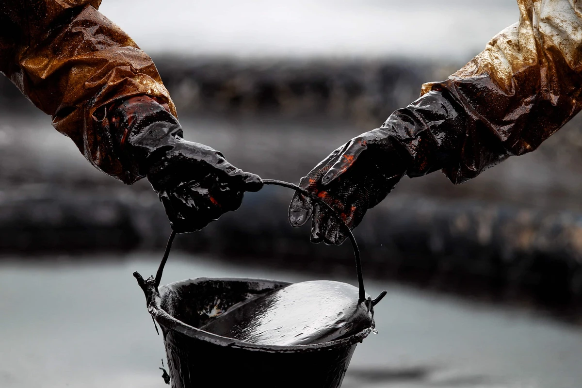 Нефть Brent упала ниже 78 долларов за баррель