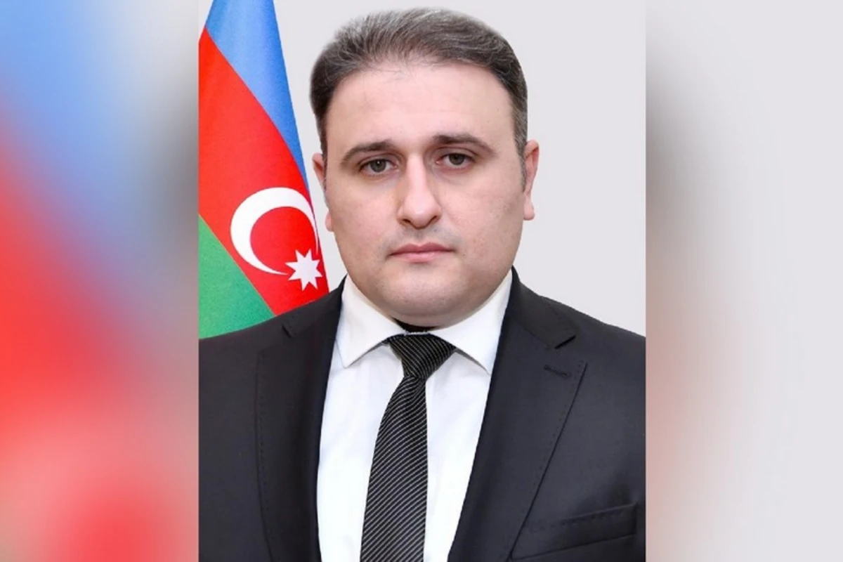 Yeni müdafiə sənayesi naziri kollektivə təqdim olunub