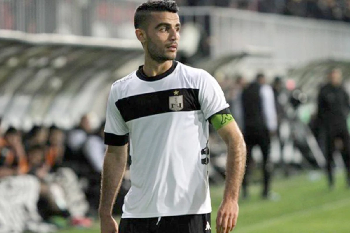 Azərbaycan millisinin sabiq futbolçusu “Neftçi”nin heyətində vida matçına çıxıb