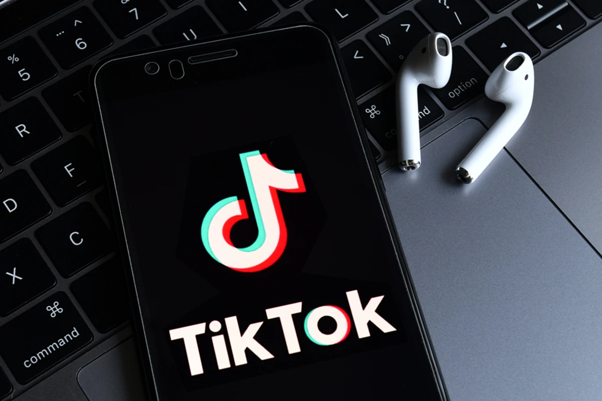 Azərbaycanda “TikTok”a münasibət nə üçün neqativdir? - VİDEO