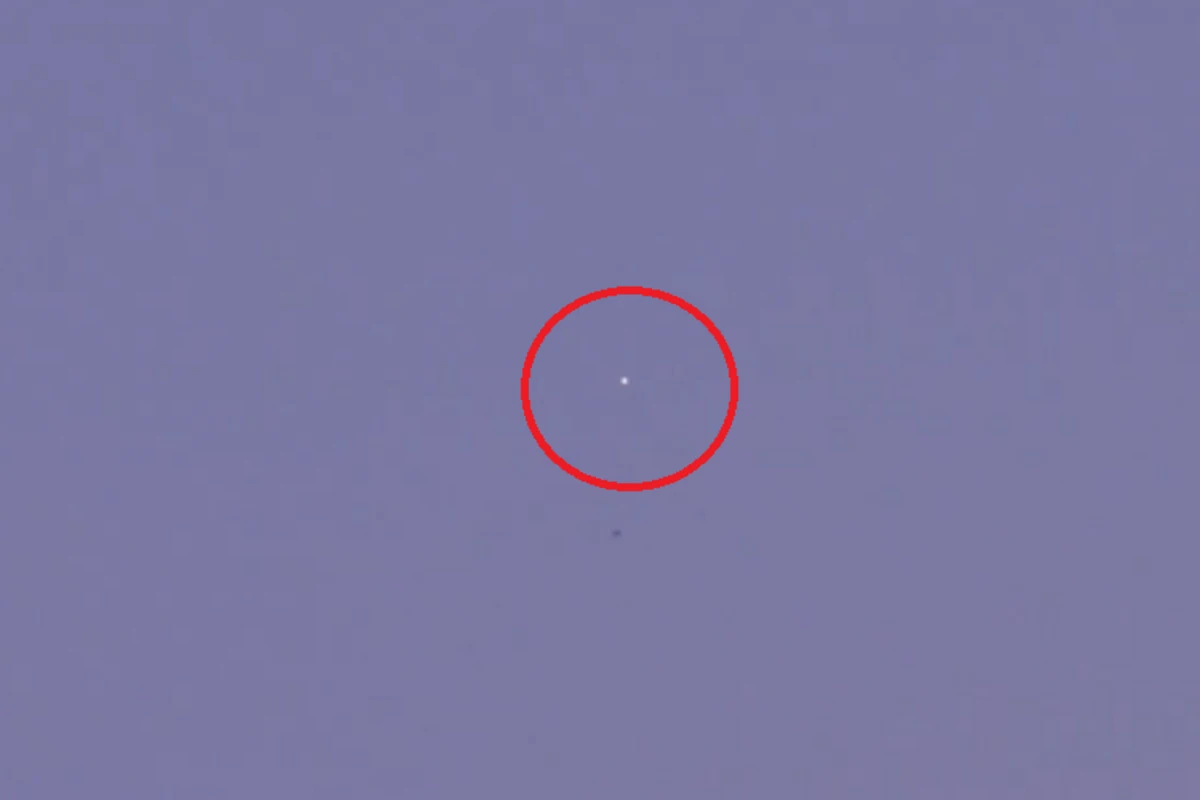 Hindistanda hava limanı UFO-ya görə fəaliyyətini dayandırdı - VİDEO Hindistanda hava limanı UFO-ya görə fəaliyyətini dayandırdı - VİDEO