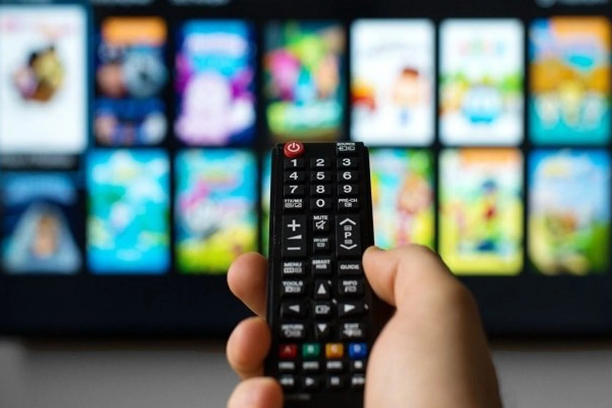Audiovizual Şura bir şirkətin lisenziyasını ləğv edib, yeni lisenziyalar verib